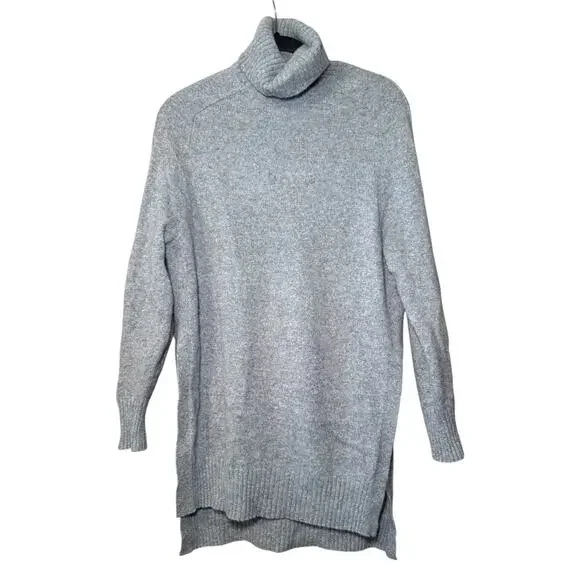 Saks Fifth Avenue Cashmere Turtleneck Sweater SQuiet Luxury